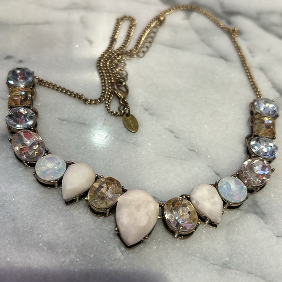 Coastal Neutrals Statement Necklace-Boutique - Picture 6 of 9